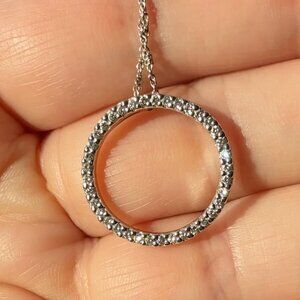Roberto Coin 18k white gold and White Diamond Circle Necklace